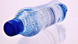 Pemerintah dukung langkah Bali larang produksi AMDK plastik di bawah 1 liter. (Foto : Pixabay)